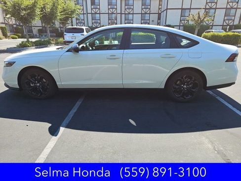 Certified 2025 Honda Accord SE image 5