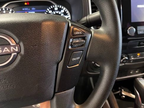 Used 2024 Nissan Frontier SV AWD/4WD image 27