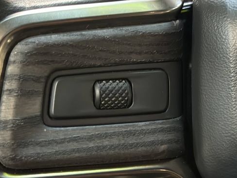 Used 2024 Rivian R1S Adventure AWD/4WD image 24