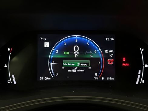 Used 2024 Toyota Grand Highlander AWD image 22