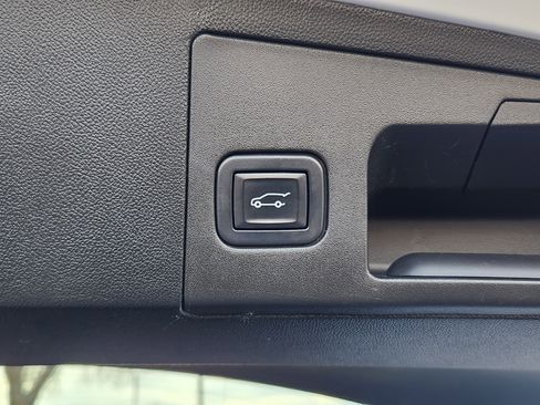 Used 2021 Cadillac XT5 Sportv w/ Platinum Package image 22