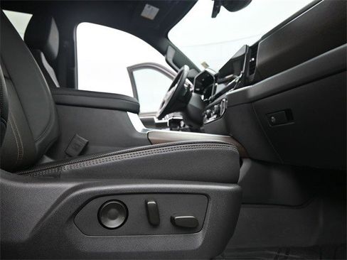 Certified 2024 Chevrolet Silverado 1500 High Country w/ High Country Premium Package image 22