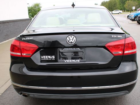 Used 2013 Volkswagen Passat TDI SEL Premium image 5