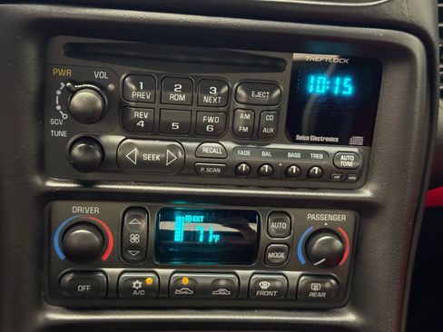 Used 2004 Chevrolet Corvette Z06 w/ Memory Package RWD image 13