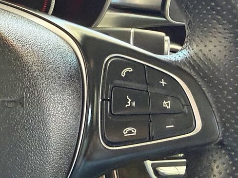 Used 2019 Mercedes-Benz GLC 300 image 27