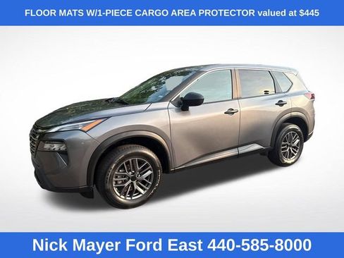 Used 2024 Nissan Rogue S FWD image 3