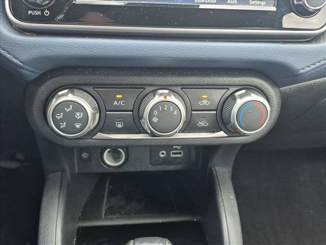 Used 2023 Nissan Versa SV FWD image 12