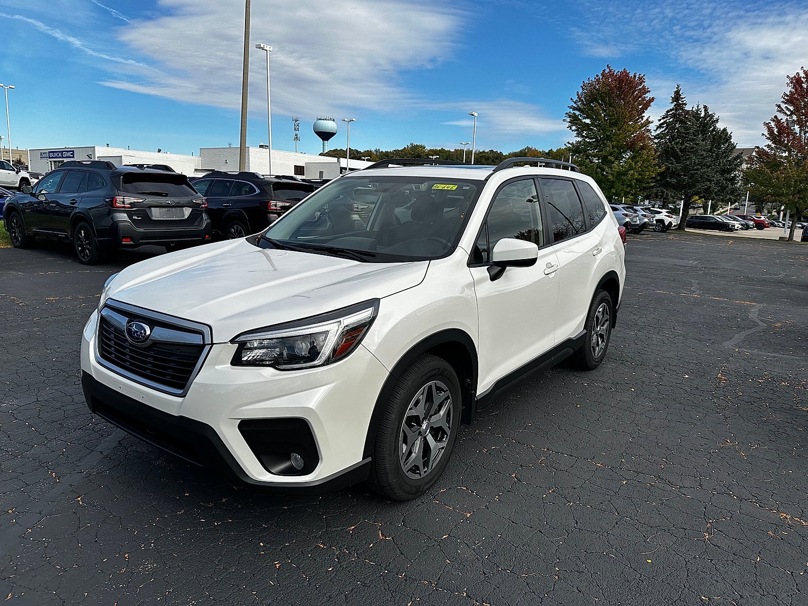 Used 2021 Subaru Forester Premium AWD/4WD image 7