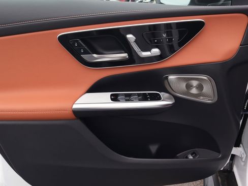 New 2025 Mercedes-Benz GLC 43 AMG 4MATIC image 18