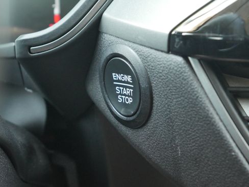 Certified 2025 Ford Escape Active AWD/4WD image 8