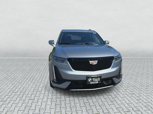 Used 2024 Cadillac XT6 Sport w/ Technology Package AWD/4WD image 3
