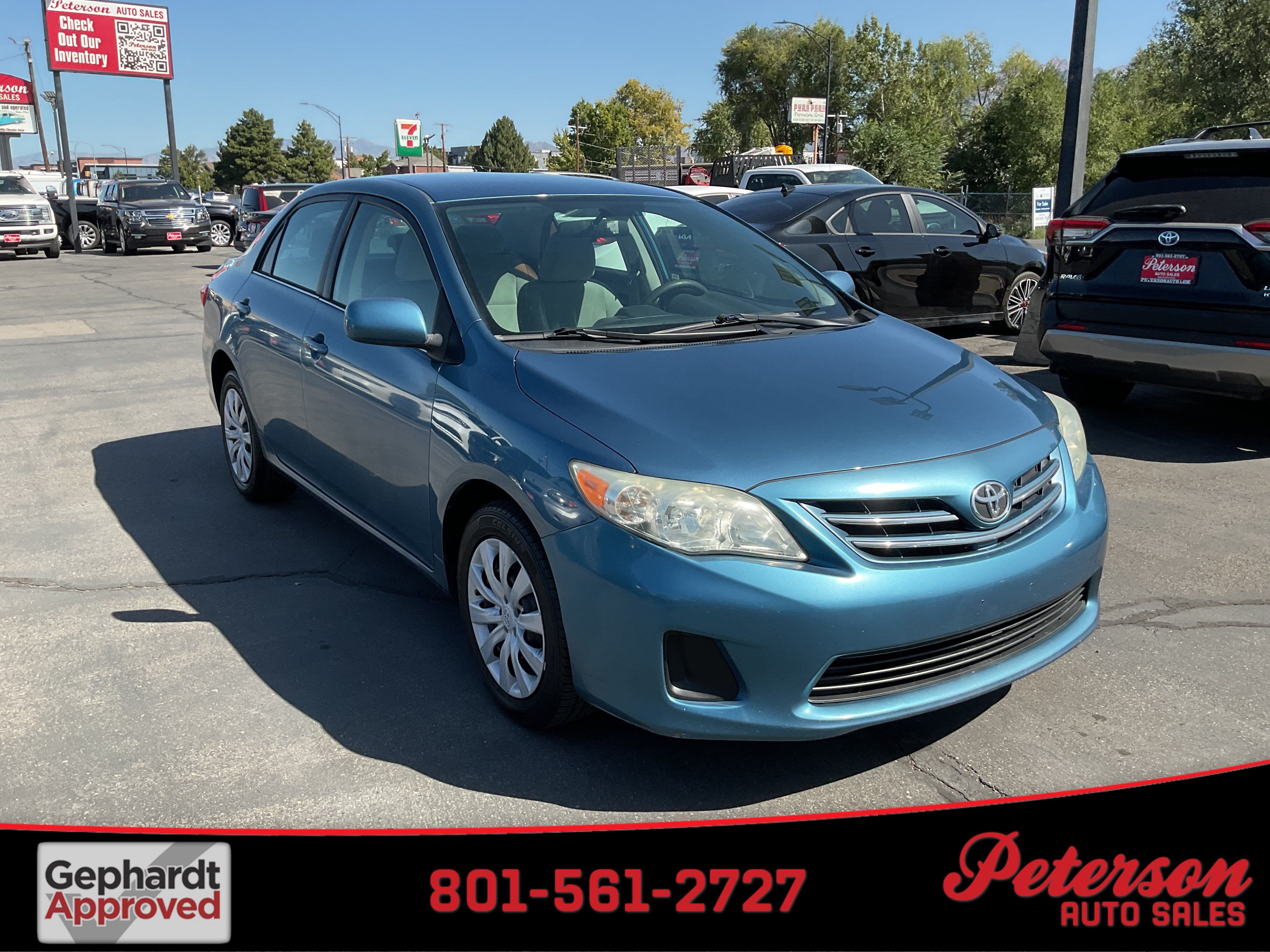 Used 2013 Toyota Corolla LE FWD image 1