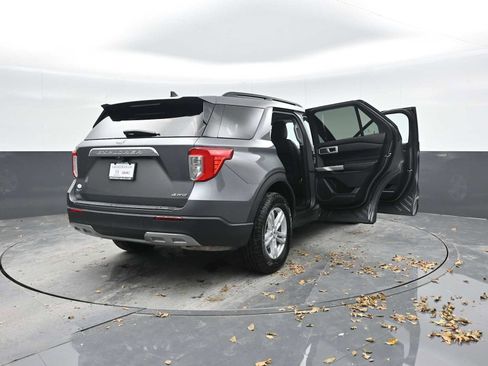Used 2023 Ford Explorer XLT w/ Equipment Group 202A image 50