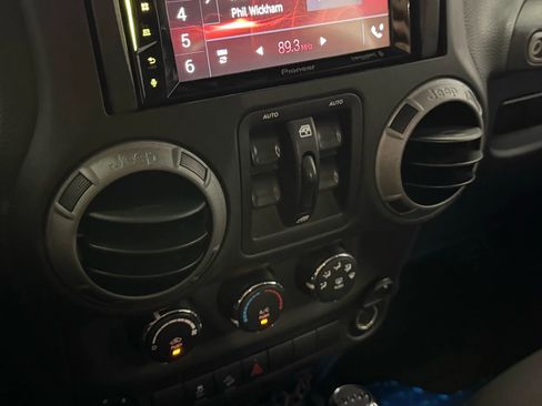 Used 2016 Jeep Wrangler Unlimited Sport w/ Quick Order Package 24S image 25