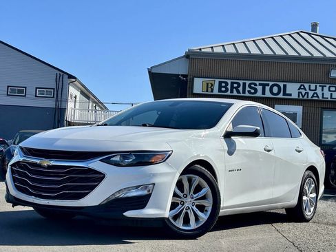 Used 2020 Chevrolet Malibu LT image 2