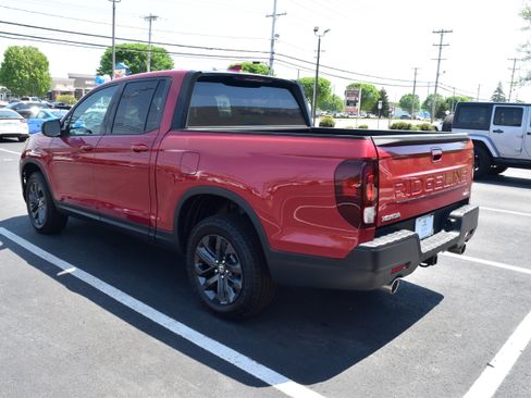 Certified 2025 Honda Ridgeline Sport image 4