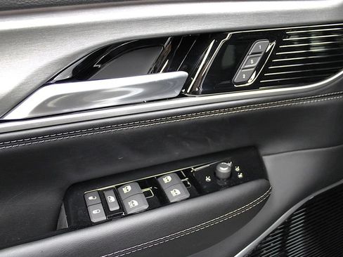 New 2026 Jeep Grand Wagoneer L Limited AWD/4WD image 30
