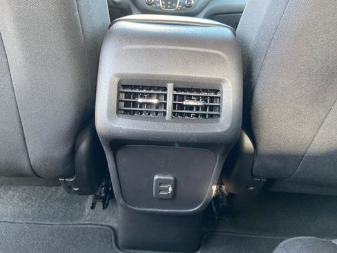 Used 2024 Chevrolet Equinox LT AWD/4WD image 49
