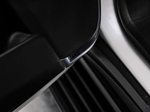 Used 2023 Cadillac Escalade V image 85