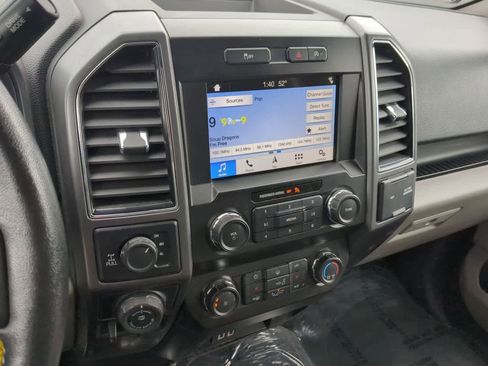 Used 2019 Ford F150 XLT w/ Equipment Group 302A Luxury AWD/4WD image 26