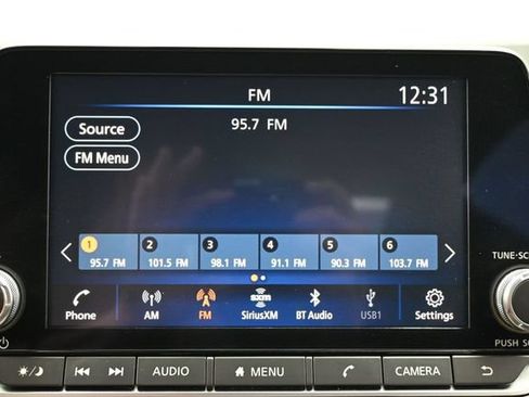Used 2024 Nissan Altima 2.5 SR FWD image 30