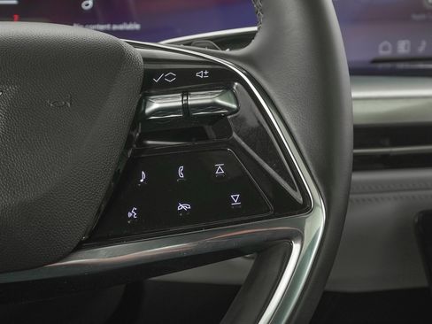 Used 2026 Cadillac Escalade Sport image 23