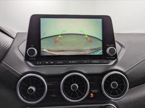 Used 2025 Nissan Sentra SV image 28