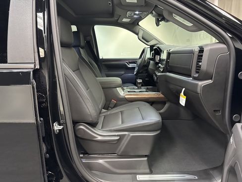 New 2026 Chevrolet Silverado 1500 RST image 18