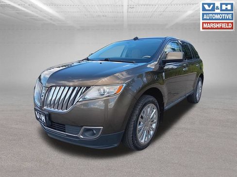 Used 2011 Lincoln MKX AWD w/ 102A Rapid Spec Order Code image 33