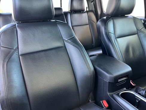 Used 2022 Toyota Tacoma TRD Sport w/ TRD Premium Sport Package image 25