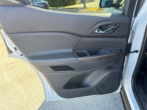 Used 2020 GMC Acadia Denali image 16