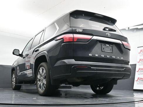 Used 2025 Toyota Sequoia Capstone image 44