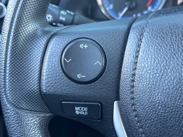 Used 2019 Toyota Corolla LE FWD image 31