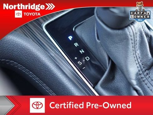 Certified 2024 Toyota Sienna Platinum FWD image 34