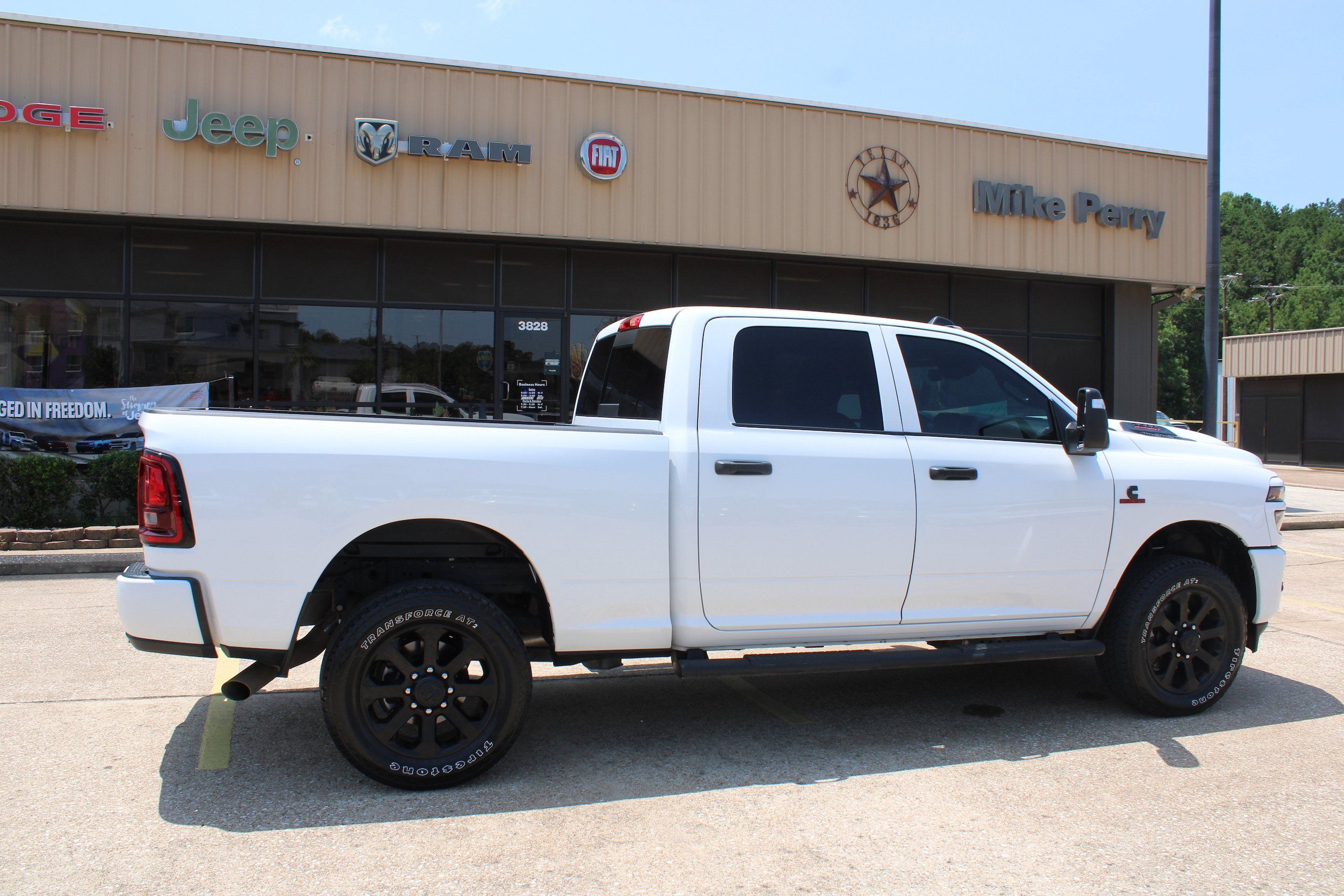 Certified 2026 RAM 2500 Tradesman AWD/4WD image 6
