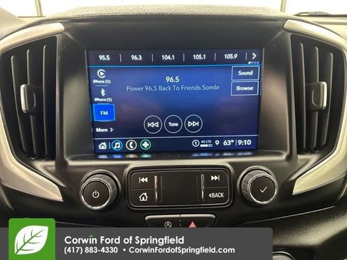 Used 2024 GMC Terrain SLT image 22