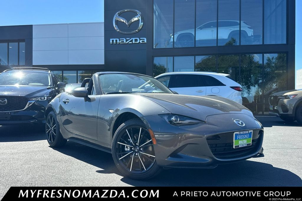 New 2026 MAZDA MX-5 Miata Grand Touring w/ Weather Package RWD 360° Tour
