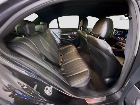 Used 2022 Mercedes-Benz E 350 Sedan w/ AMG Line Exterior image 27