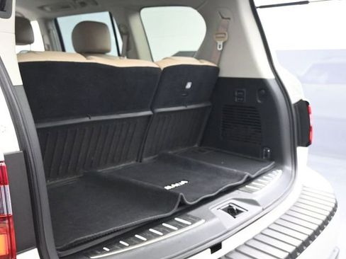 Used 2024 Nissan Armada Platinum w/ Captain's Chairs Package AWD/4WD image 16