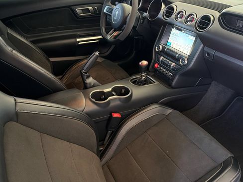 Used 2016 Ford Mustang Shelby GT350 w/ Technology Package RWD image 16