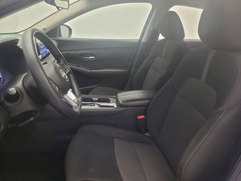 Used 2024 Nissan Sentra SV FWD image 17