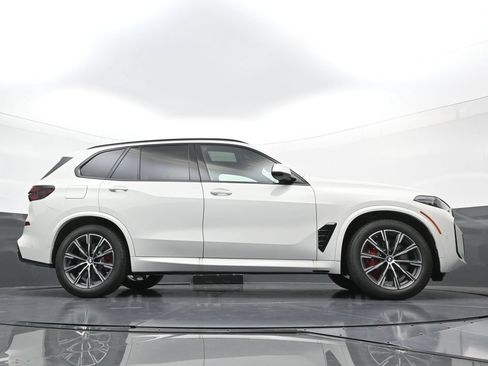 New 2026 BMW X5 xDrive50e w/ M Sport Package AWD/4WD image 29