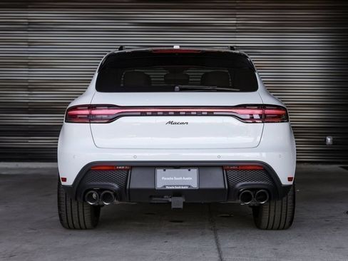 Certified 2026 Porsche Macan AWD/4WD image 6