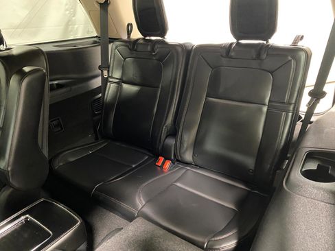 Used 2020 Lincoln Aviator Grand Touring w/ Equipment Group 302A image 17