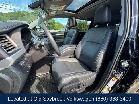 Used 2019 Toyota Highlander Limited AWD/4WD image 36