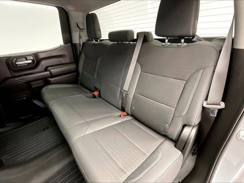 Used 2024 Chevrolet Silverado 1500 Custom image 19