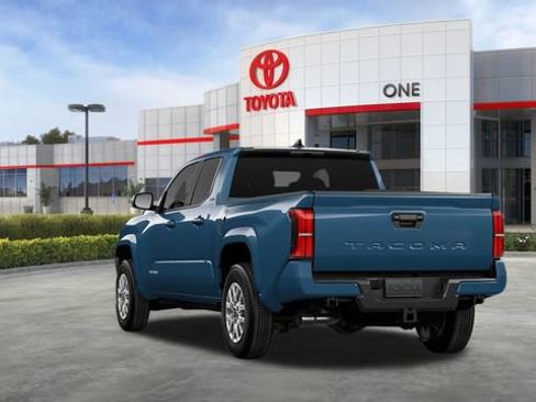 Certified 2026 Toyota Tacoma SR5 image 9