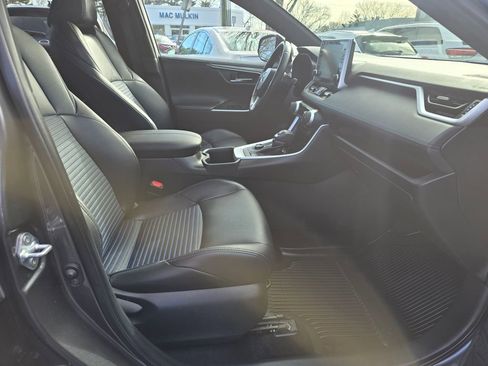 Used 2022 Toyota RAV4 XSE w/ XSE Grade Weather Package image 10