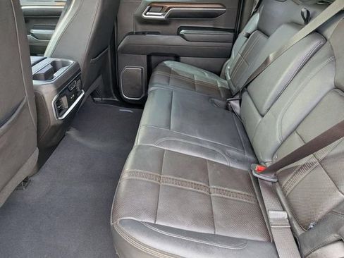 Used 2023 Chevrolet Silverado 1500 High Country w/ Technology Package AWD/4WD image 26