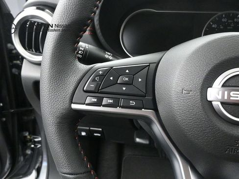 New 2025 Nissan Versa SR w/ Trunk Package image 13